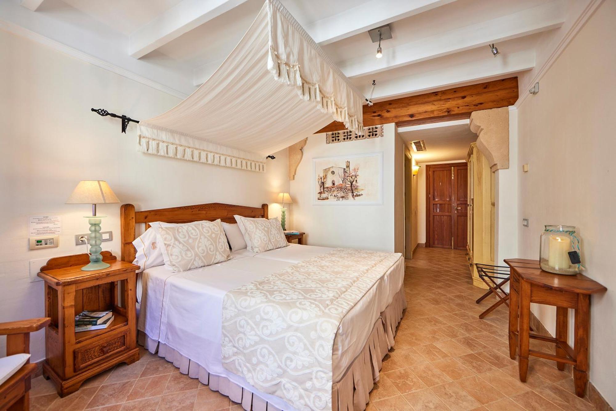 Son Sant Jordi Hotel 4*